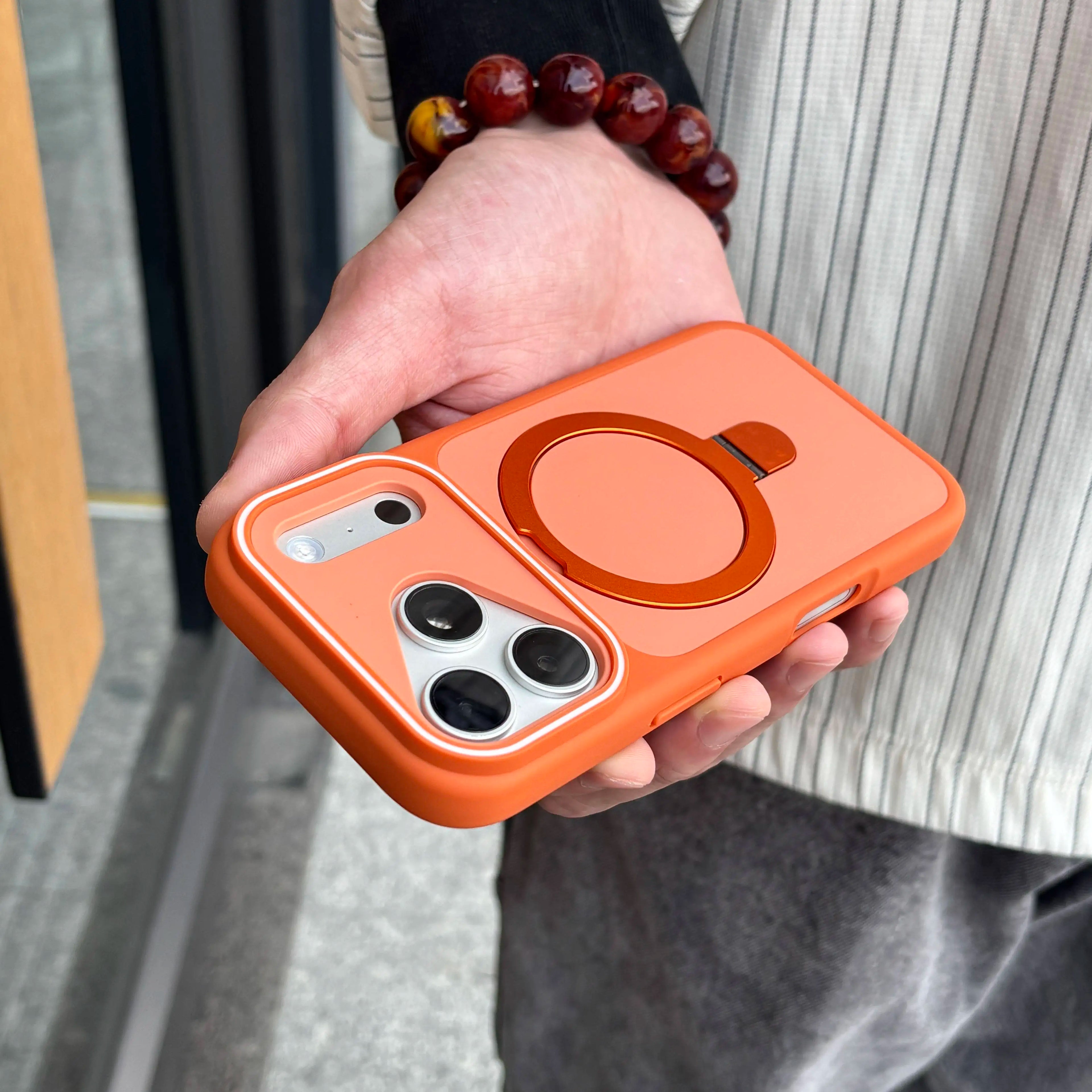 ArmorStand Mag | Kickstand Case