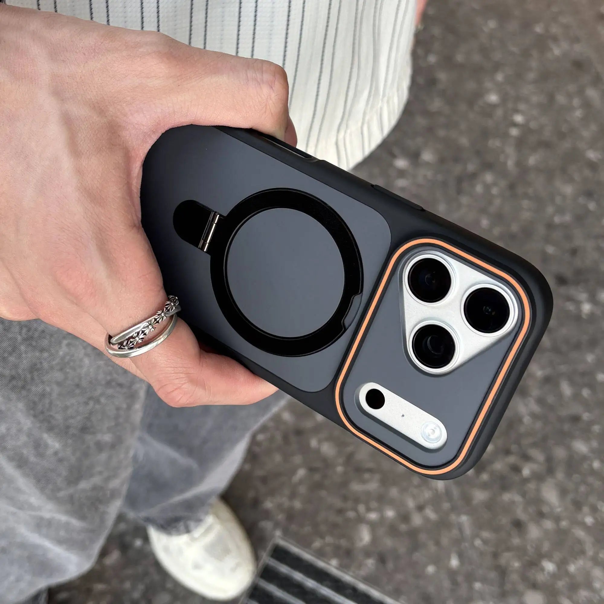 ArmorStand Mag | Kickstand Case
