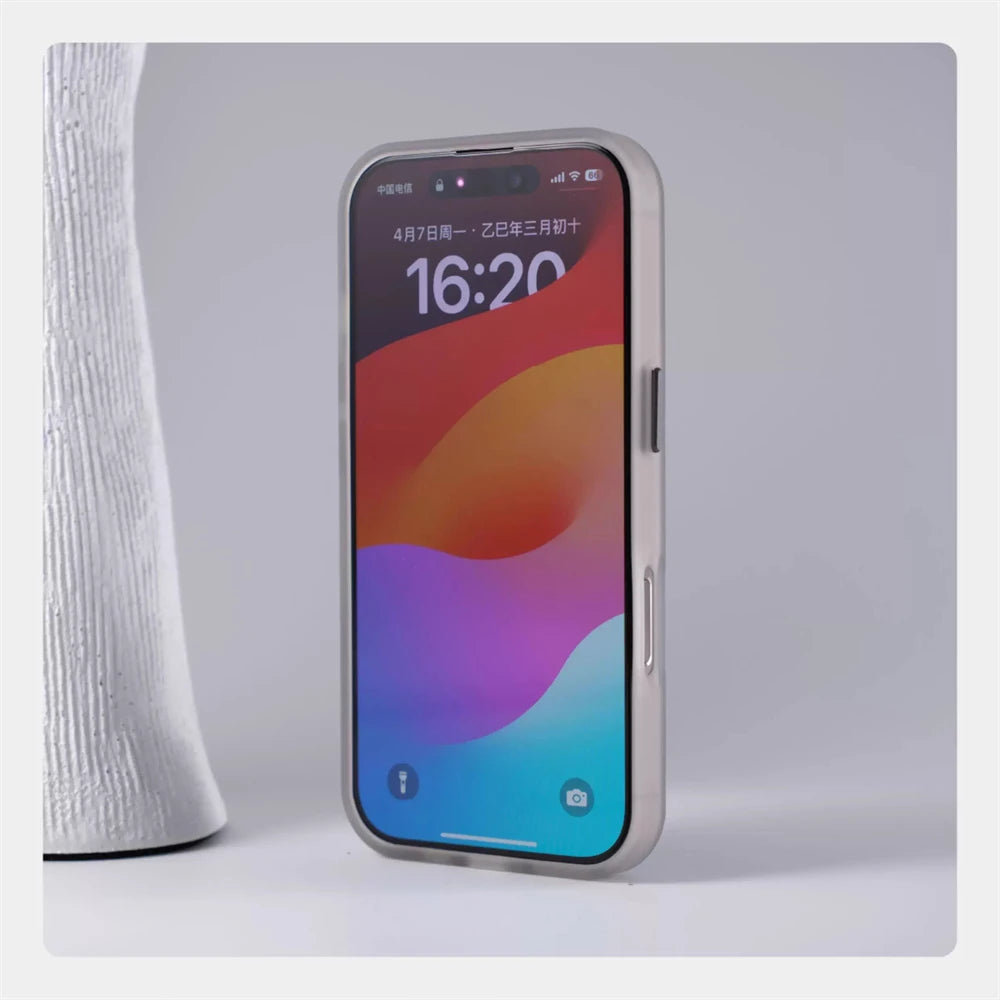 CrystalLux Mag | Transparent Bumper Case
