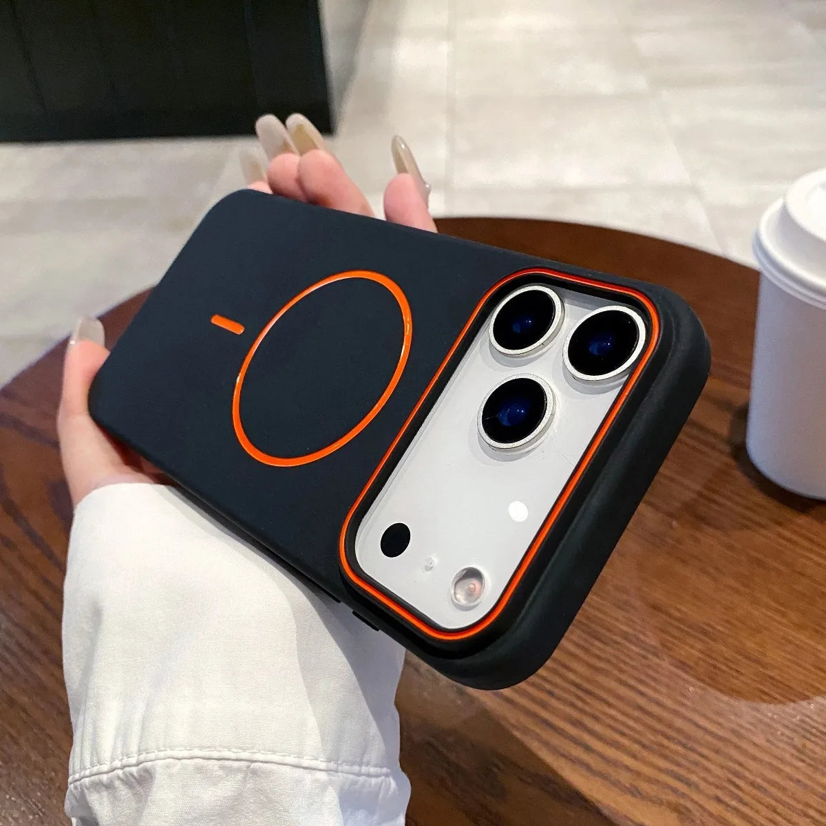 AeroMag Slim | Magnetic Matte Case