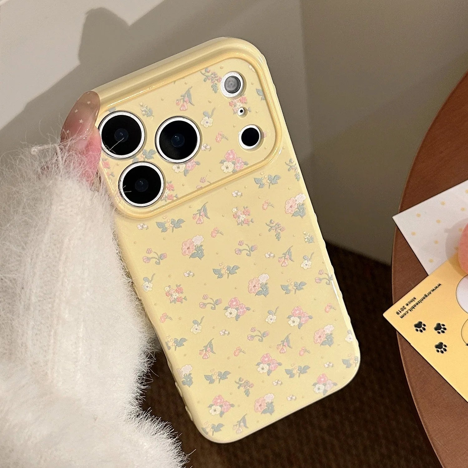 ButterBloom | Floral Garden Case