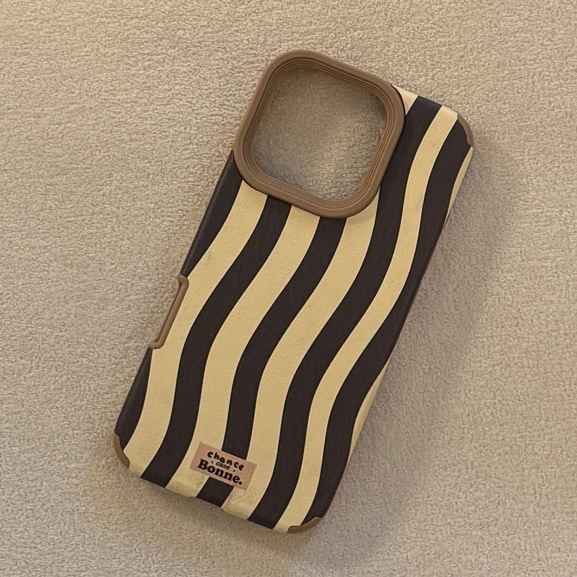 Heritage Wave | Textured Leather Case