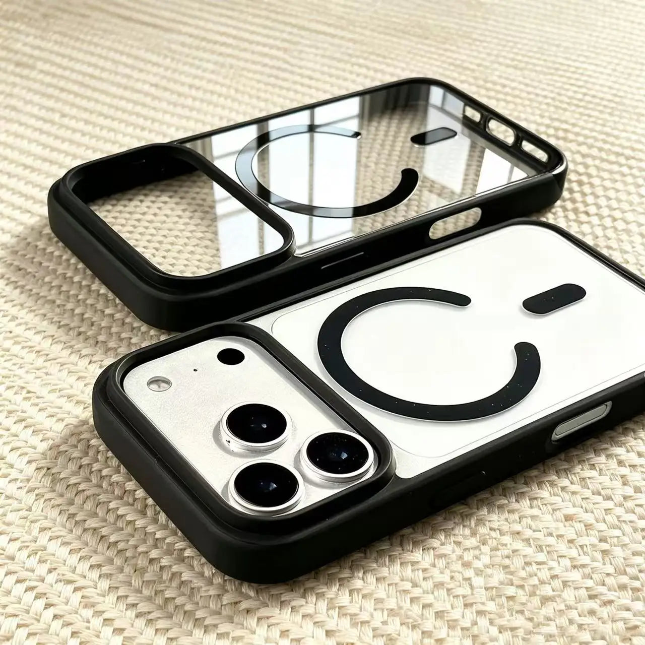Funda de acrílico transparente para iPhone con MagSafe