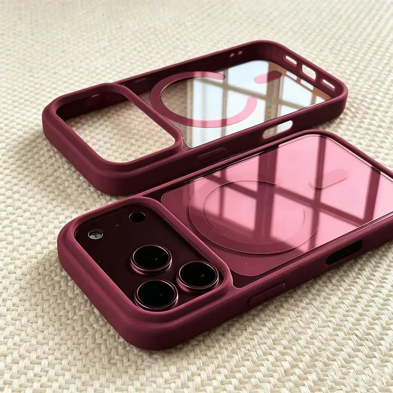Funda de acrílico transparente para iPhone con MagSafe