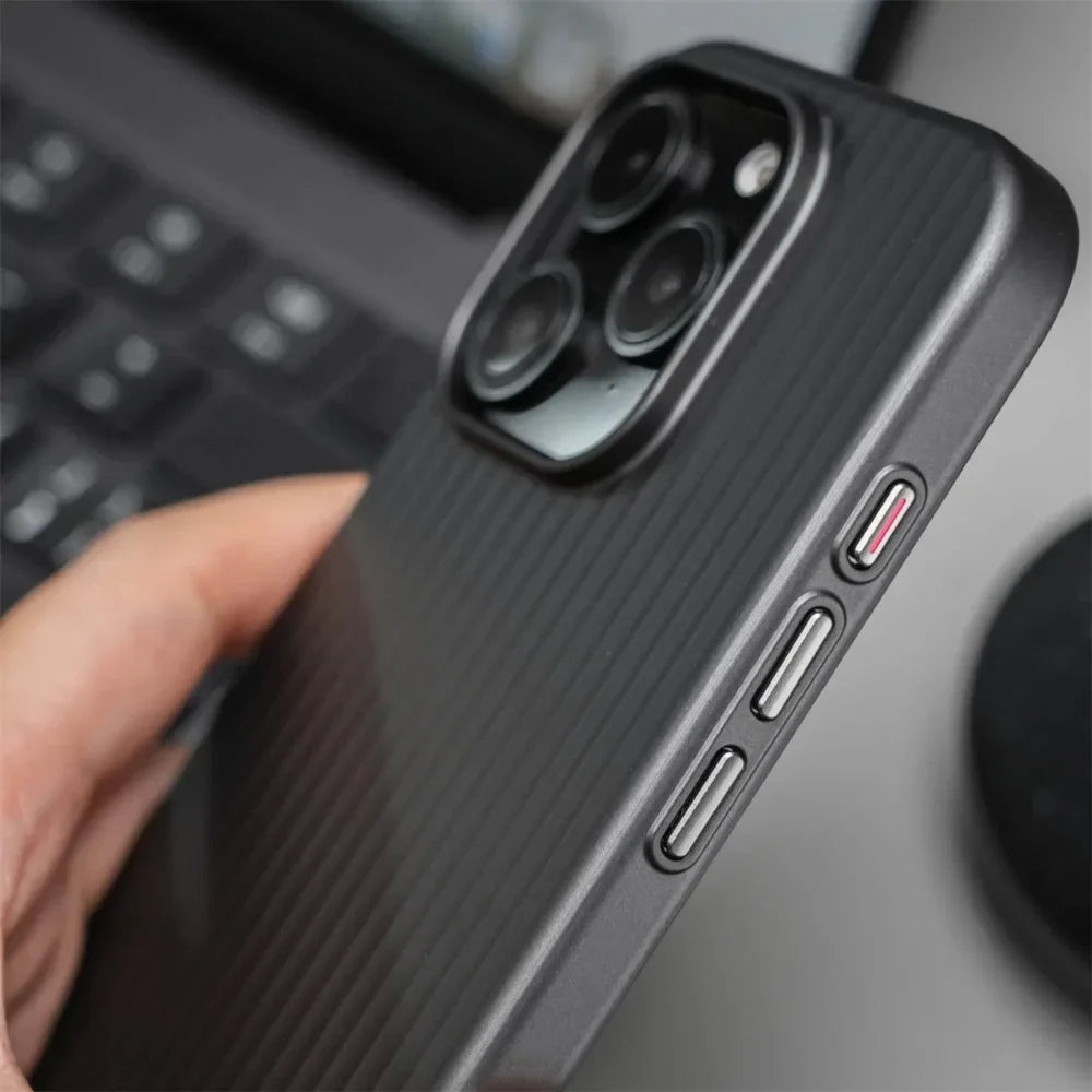 VoyageArmor | MagSafe Rugged Case