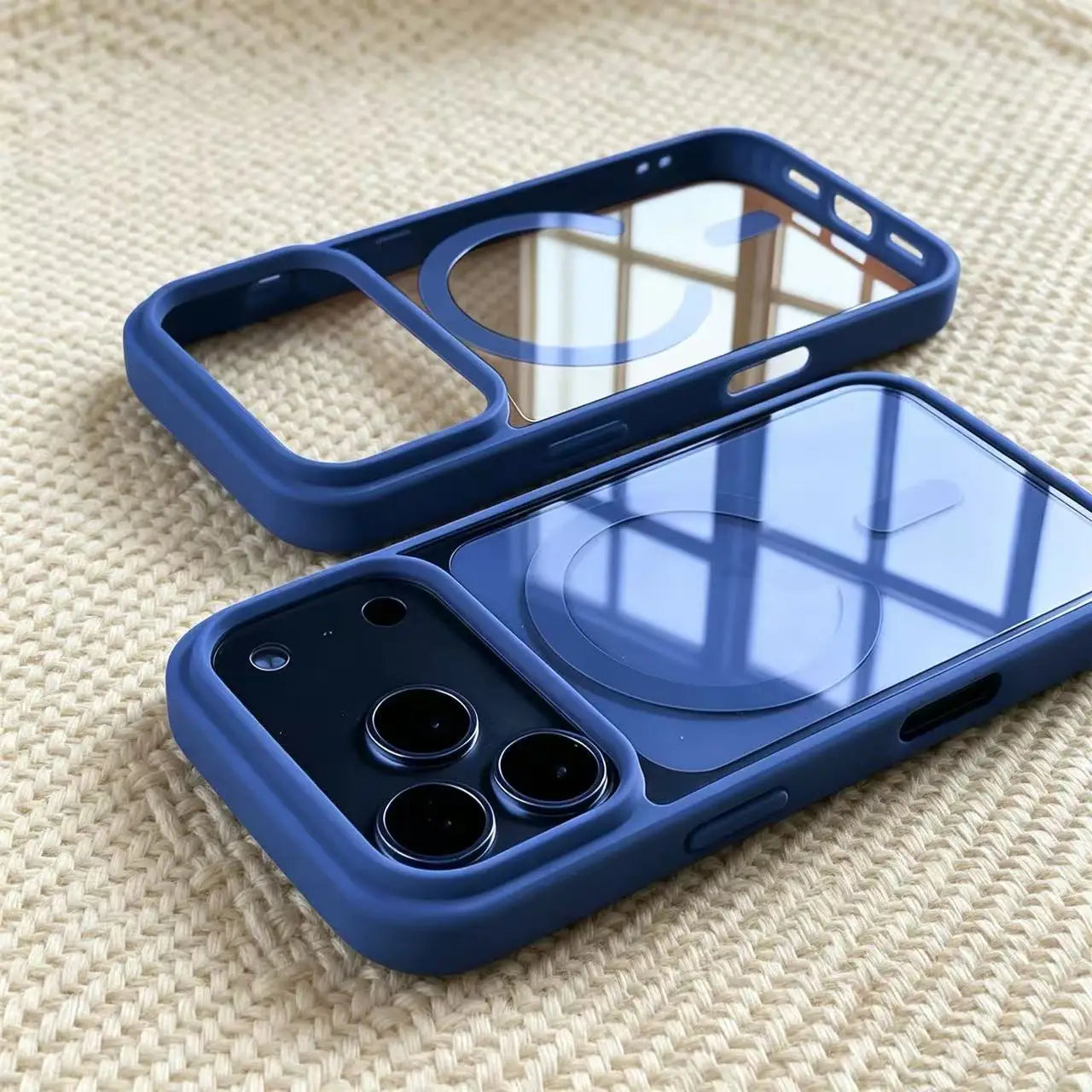 Funda de acrílico transparente para iPhone con MagSafe